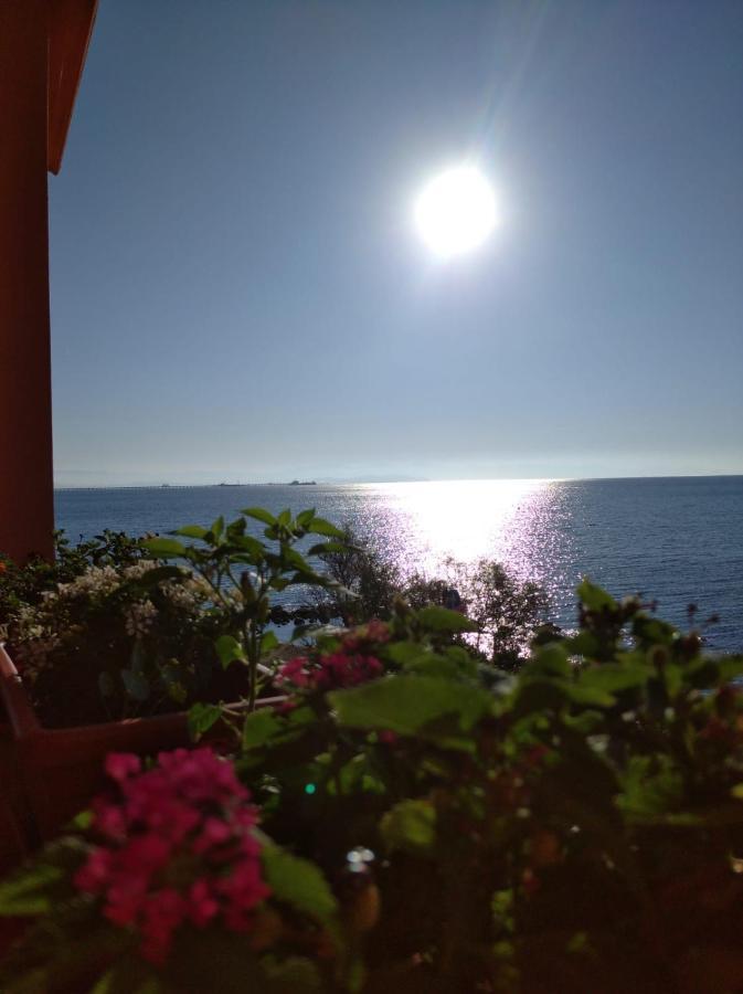 Casa Bon' Aria Fronte Mare Sud Sardegna Villa La Maddalena  Екстериор снимка
